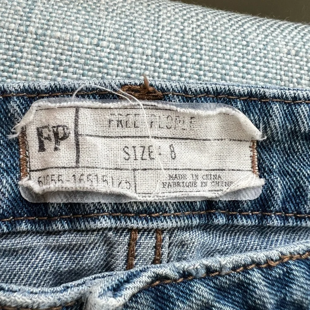 Free people size 8 women’s jeans mini skirt. - Picture 4 of 7